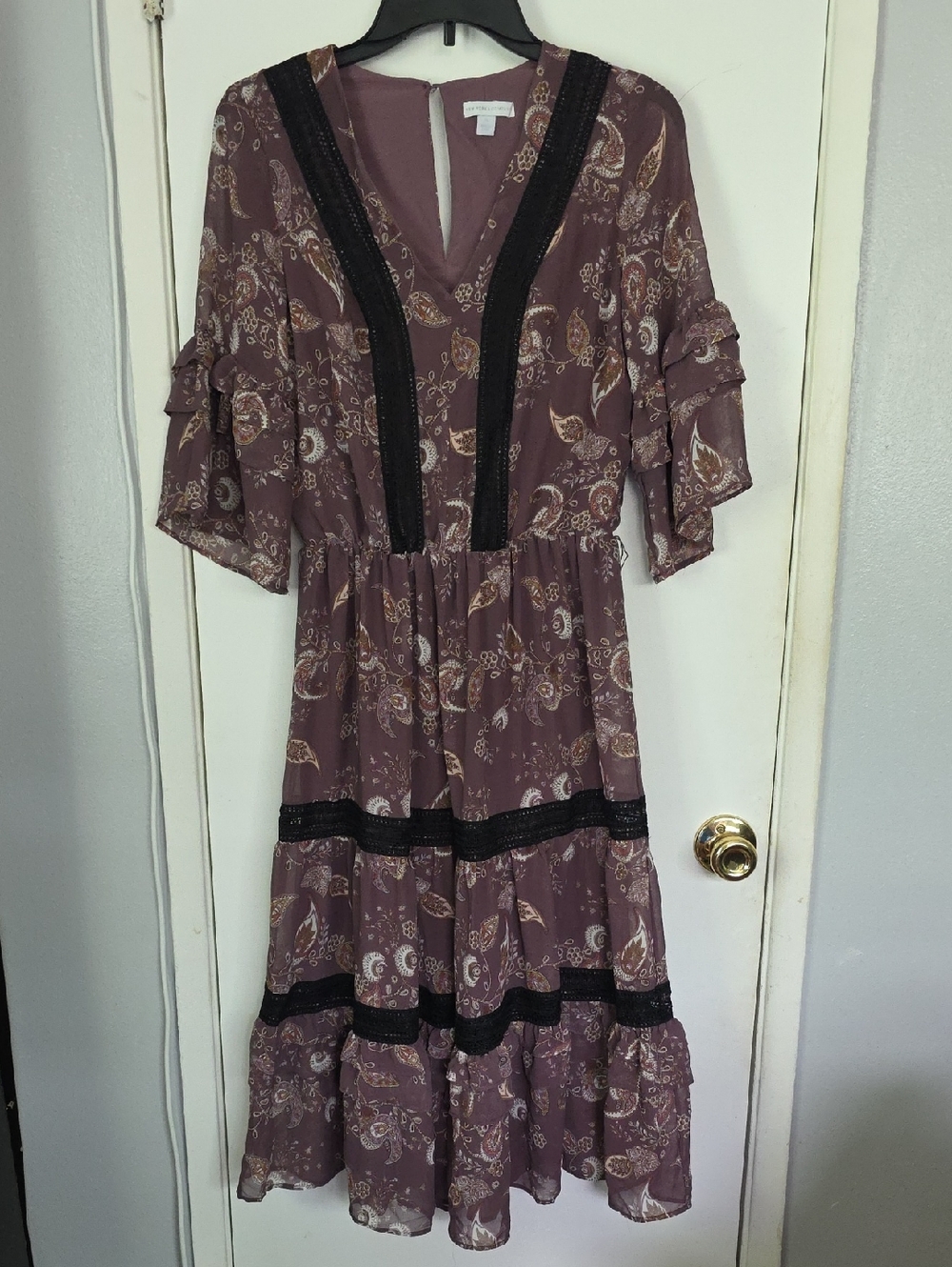 New York & Company Mauve Paisley Tiered Midi Dress with Black Trim